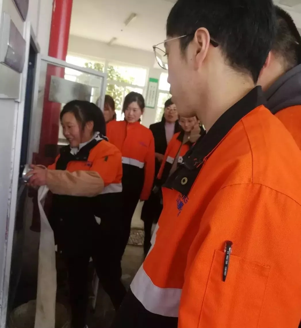 塞维斯中走丝.jpg