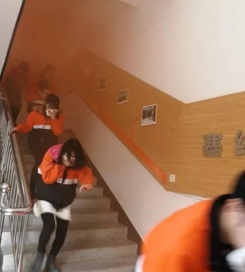 塞维斯中走丝.jpg